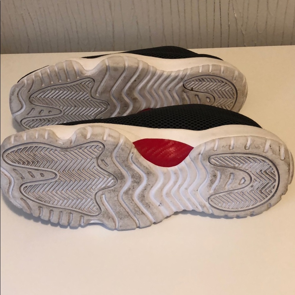 Jordan Future Low - Picture 3 of 4